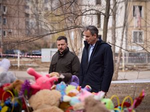 Supporting image for story: Deadly explosion rocks Odesa during visit by Zelensky and Greek PM