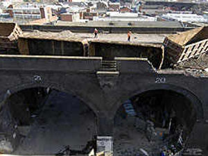 Supporting image for story: Chaos after train derails