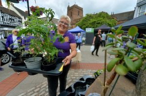 Claire Roscoe with Newport Rotary Lite
