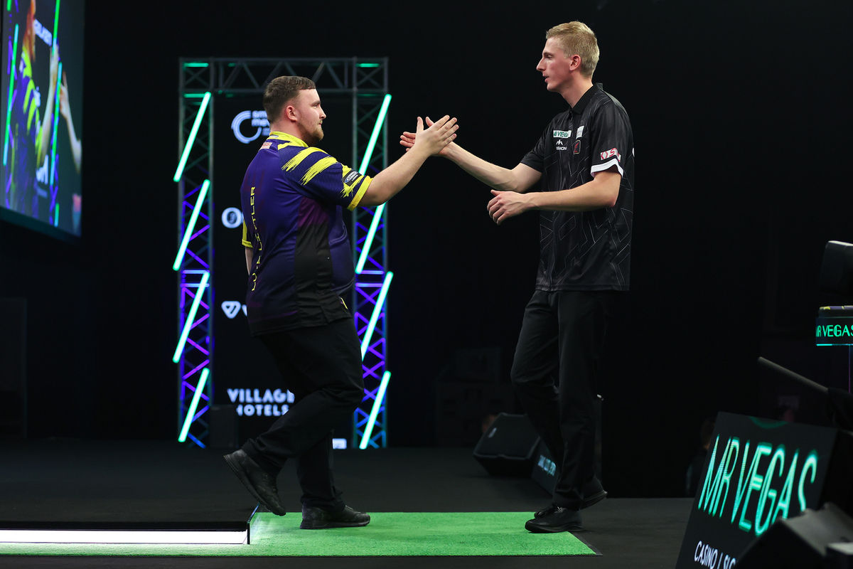 Littler into the final weekend of the Grand Slam of Darts Littler into the final weekend of the Grand Slam of Darts