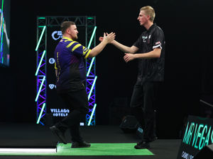 Supporting image for story: Littler into the final weekend of the Grand Slam of Darts