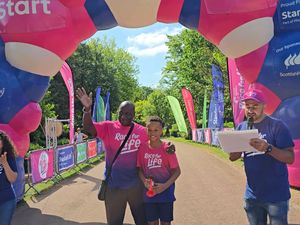 Supporting image for story: Father and son’s Race for Life plea after hundreds join Wolverhampton event