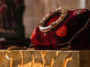 Supporting image for story: Holy relic the Crown of Thorns to return to Notre Dame Cathedral