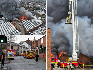 Supporting image for story: 12 incredible pictures showing the huge factory blaze in Wolverhampton