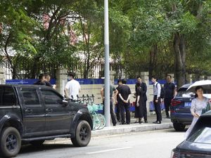 Supporting image for story: Pupil at Japanese school dies after stabbing in China