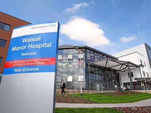 Supporting image for story: Waiting times on the rise at Walsall Manor A&E