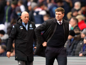 Supporting image for story: Steven Gerrard: Aston Villa must stick together 