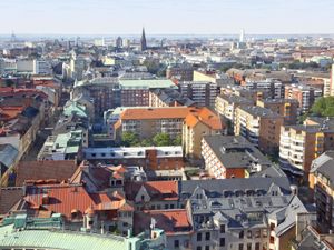 Supporting image for story: Football club pays tribute to ex-player believed to have been murdered in Sweden