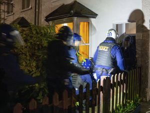 Supporting image for story: Four held in dawn raids targeting gang who befriended pubgoers to snatch phones