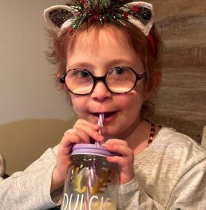 Dulcie pictured by mum Debbie O'Kelly for Instagram @dulcies_neuroblastoma_journey)