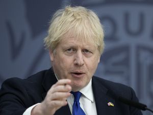 Supporting image for story: Boris Johnson to make ‘full-throated apology’ to MPs over partygate fine