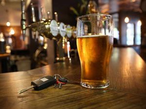 Supporting image for story: Poll: Should there be zero tolerance on driving after alcohol?