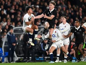 Supporting image for story: Marcus Smith: Small moments cost England chance to beat All Blacks at Eden Park