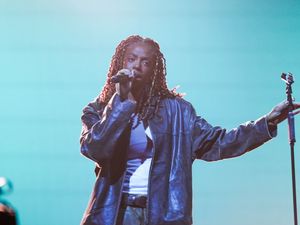 Supporting image for story: Cat Burns celebrates start of her ‘new life’ after breast reduction surgery