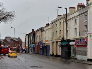 Supporting image for story: Two people taken to hospital after Walsall taxi argument