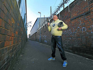 Supporting image for story: Jordan is Mr Sandman as he clears Sandwell alley of ice