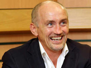 Supporting image for story: Barry McGuigan to top bill at Shropshire boxing club