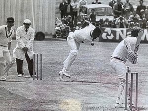 Supporting image for story: When cricket legends got a real run for their money