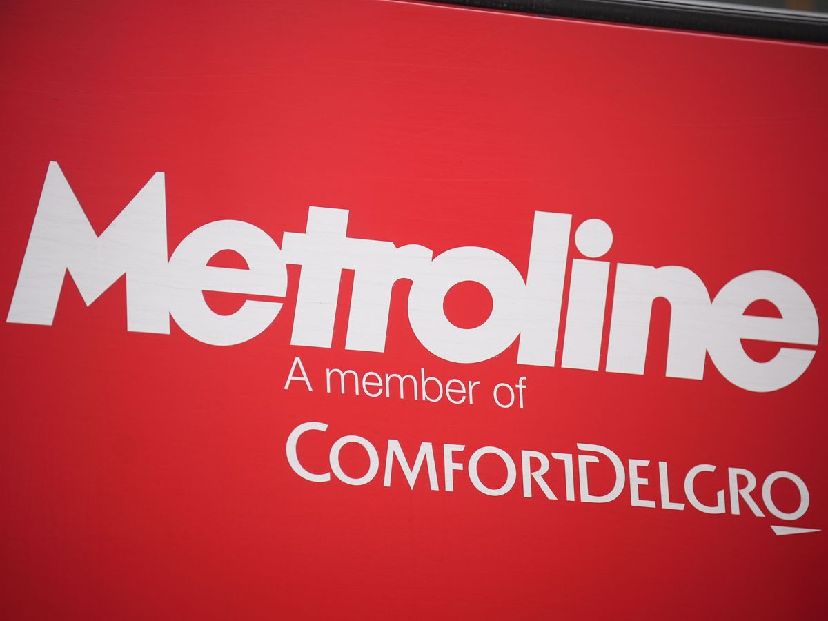 Bus driver ‘stood between thief and distressed passenger’ before punch thrown