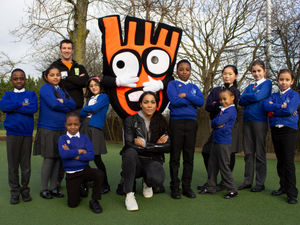 Supporting image for story: BMX world champion puts pupils on right track