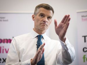 Supporting image for story: Delay on lifting lockdown based on ‘dodgy assumptions’ – Tory MP Mark Harper