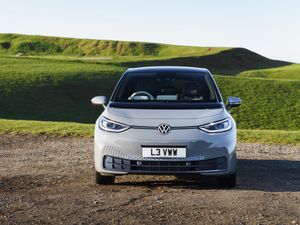 Supporting image for story: New entry-level variant added to Volkswagen ID.3 line-up