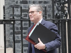 Supporting image for story: Starmer to update on Middle East war as Defence Secretary travels to Cyprus