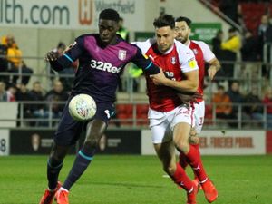 Supporting image for story: Axel Tuanzebe: Aston Villa will take "A" game into Championship play-offs
