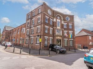 Supporting image for story: Top properties of the week in and around Shropshire for less than £100,000