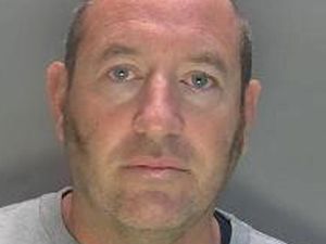 Supporting image for story: Ex-Met officer David Carrick guilty of fresh charges dating back 35 years