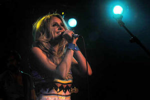 Supporting image for story: X Factor star Diana Vickers is class act live