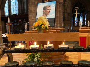 Supporting image for story: Tributes paid to Wolves legend Ron Flowers ahead of West Ham game