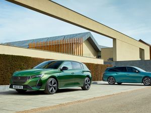 Supporting image for story: The new Peugeot 308 has launched in hatchback and estate forms