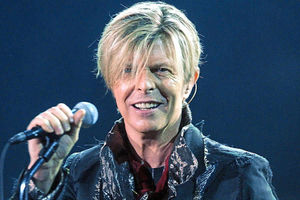 Supporting image for story: The night David Bowie went solo in Wolverhampton - for £60