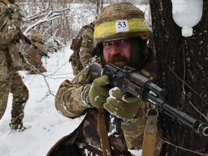 Supporting image for story: Leaders from Europe and Canada discuss US-led peace efforts to end Ukraine war