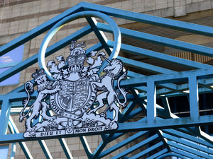 Supporting image for story: Dangerous driver pursued by police officers in Dudley at 70mph given ban