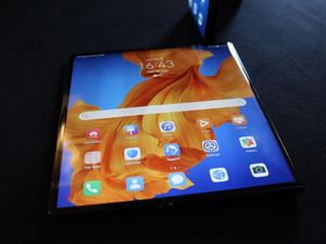 Supporting image for story: Lack of Google apps still ‘issue’ for Huawei, expert says