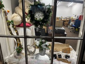 Supporting image for story: Mayor to open new jewellers in Knighton this weekend