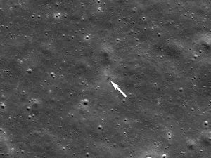 Supporting image for story: Nasa spacecraft around the Moon photographs crash site of Japanese lunar lander