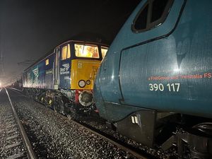 Supporting image for story: Engineers move derailed Avanti West Coast train as travel delays continue to impact West Midlands commuters