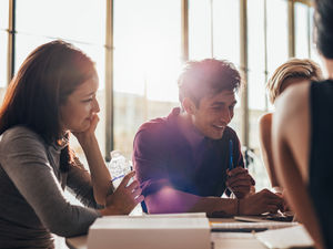 Supporting image for story: Should university tuition fees be reduced?