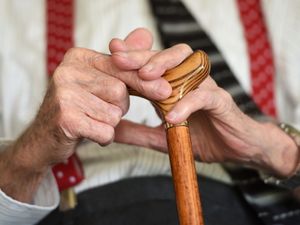 Supporting image for story: Famed Scottish actors call for action on pensioner poverty