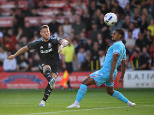 Supporting image for story: Keeper handed bow as Aston Villa suffer second pre-season defeat in a week