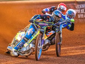 Supporting image for story: Wolverhampton Wolves left seeing Stars