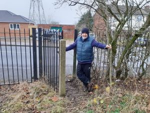 Supporting image for story: Padlocked gate into popular green space reopened in face of public pressure