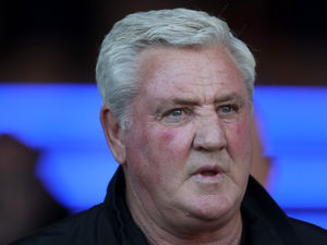 Supporting image for story: Ex-West Brom boss Steve Bruce linked with shock move to League Two club