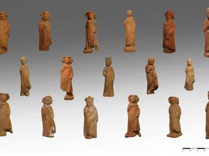 Supporting image for story: Archaeologists unearth thousands of clay figure offerings left by worshippers