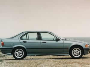 Supporting image for story: The 10 most-loved cars of the 1990s revealed