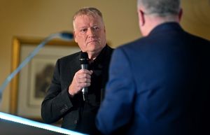 Neal Hooper of Aico chats with Carl Jones 