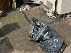 Supporting image for story: Firefighters prevent wheelie bin blaze from spreading to house